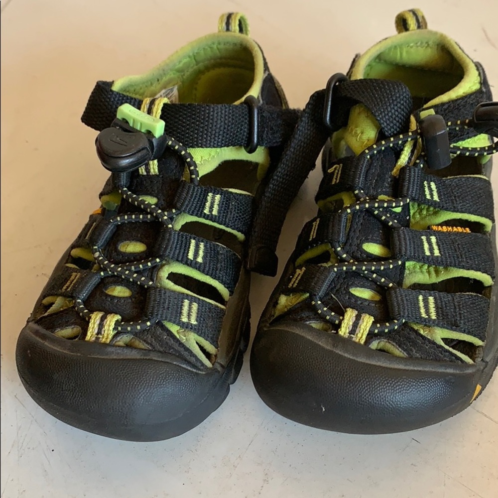 KEEN newport  H2 shoes